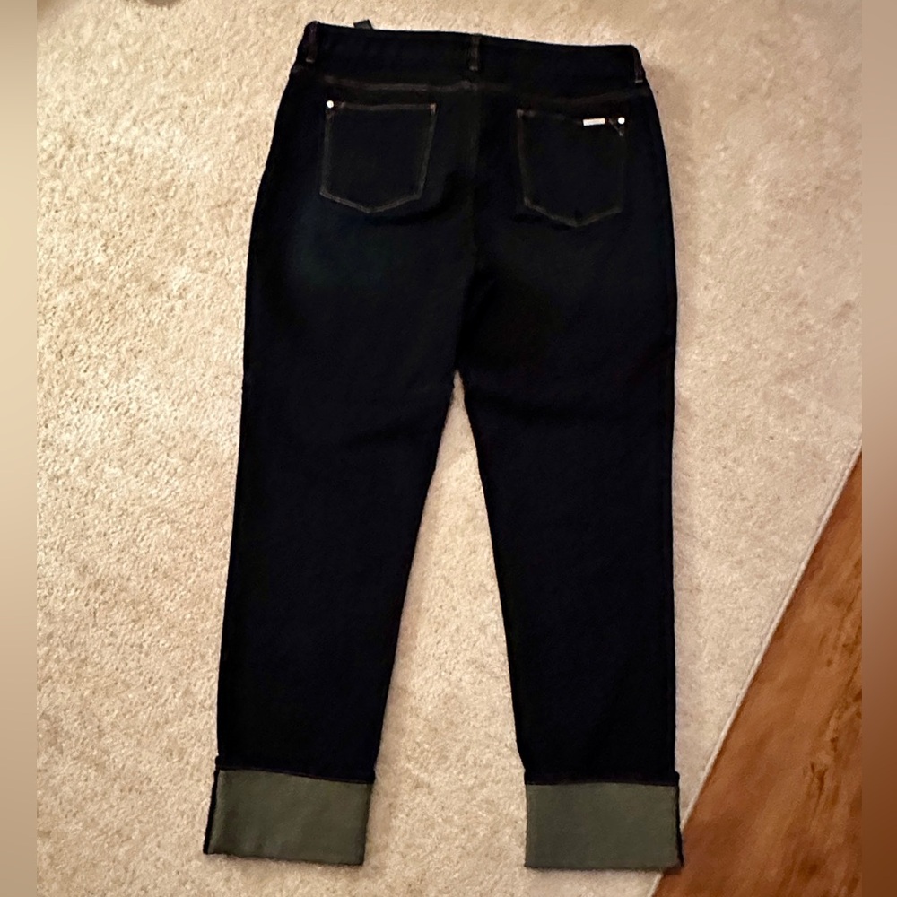 Chicos “the So Slimming “ Ankle. - Picture 2 of 5
